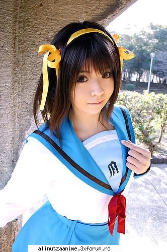am mai multe cosplayuri cu ea haruhi suzumiya